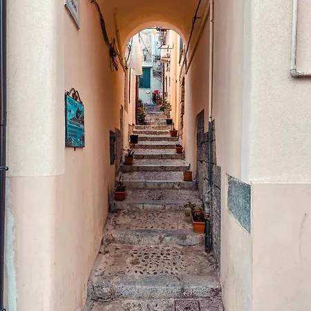 Porta Terra Holiday home Cefalu