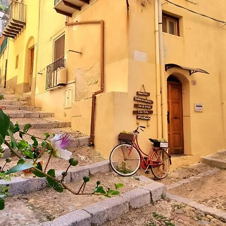 Porta Terra Semesterbostad Cefalù